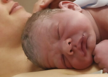 Rectifier le microbiote des bébés nés par césarienne avec un acte simple