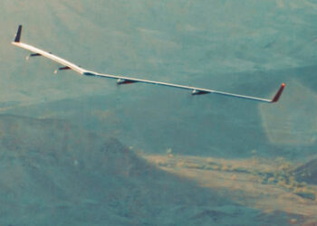 De Solar Impulse à Facebook, la course aux drones solaires