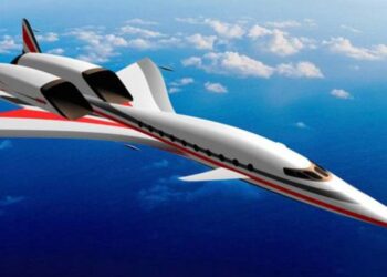 En vol plus vite que le son