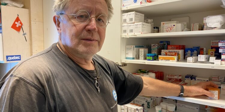 Jacques Richon, médecin urgentiste valaisan, éloigné de tout en Antarctique, raconte son quotidien