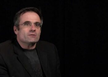 Nicolas Henchoz, sciences et design entre surf et grandes tables