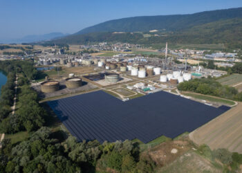 Mise en service du plus puissant parc solaire au sol de Suisse à Cressier