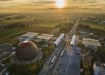 Le CERN inaugure son nouveau site d’exposition et d’éducation