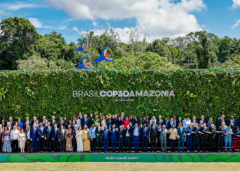 Changement climatique: un accord « a minima » arraché à la COP30 à Belém